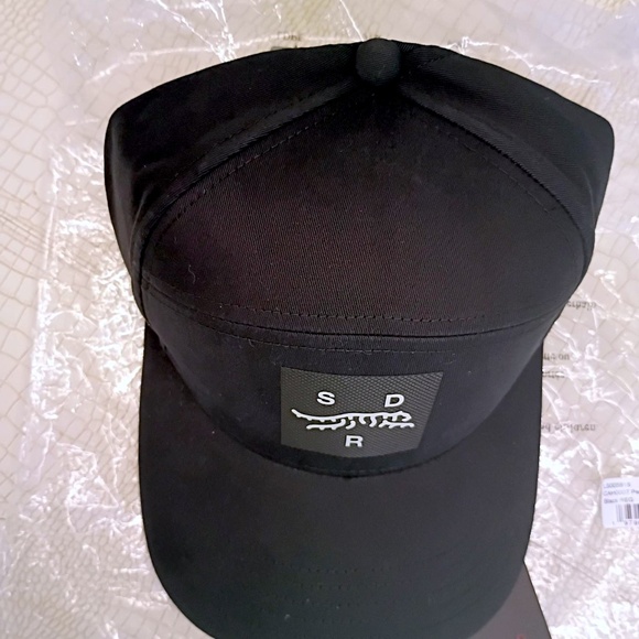 (Sold Out/Retired) Tiger Woods Performance 5 Panel Regular Black - Picture 3 of 10